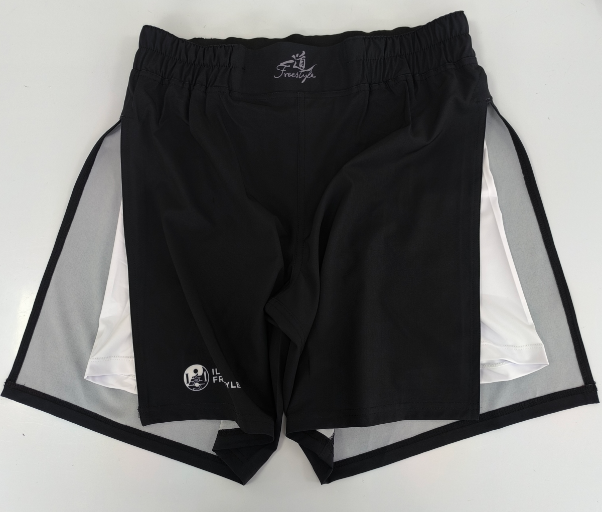 Ildo Freestyle High Split 2-in-1 MMA Shorts